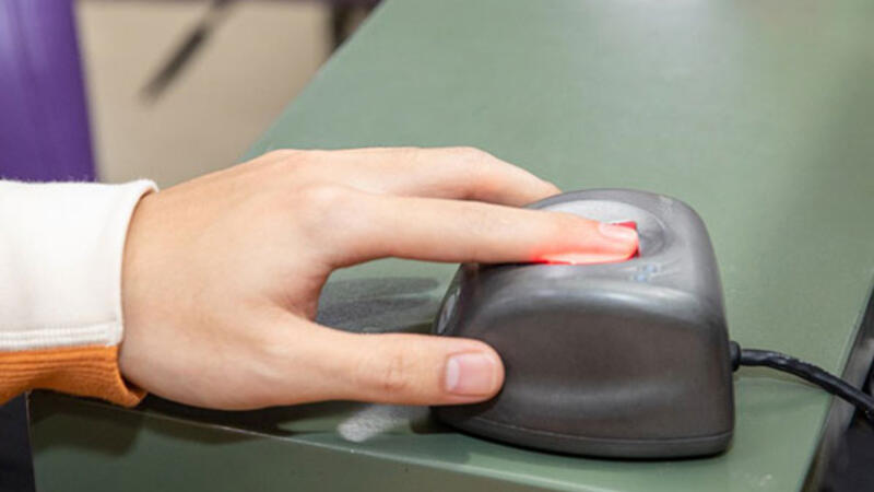 Sinh trắc vân tay