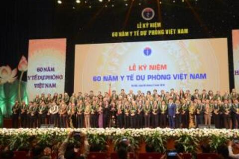 60 năm y tế dự phòng: Lấy con người làm trung tâm trong chăm sóc sức khỏe