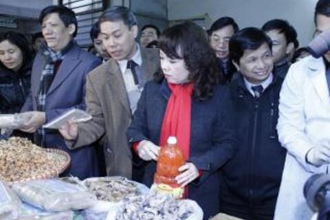 Thành lập 06 đoàn kiểm tra liên ngành tiến hành kiểm tra công tác bảo đảm ATTP Tết Nguyên đán Đinh Dậu và mùa Lễ hội Xuân năm 2017